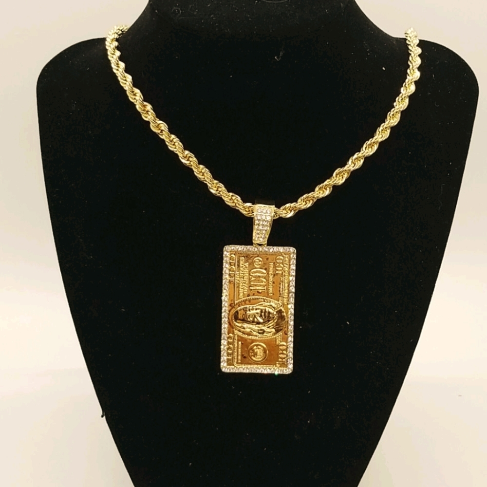 Mans necklace
